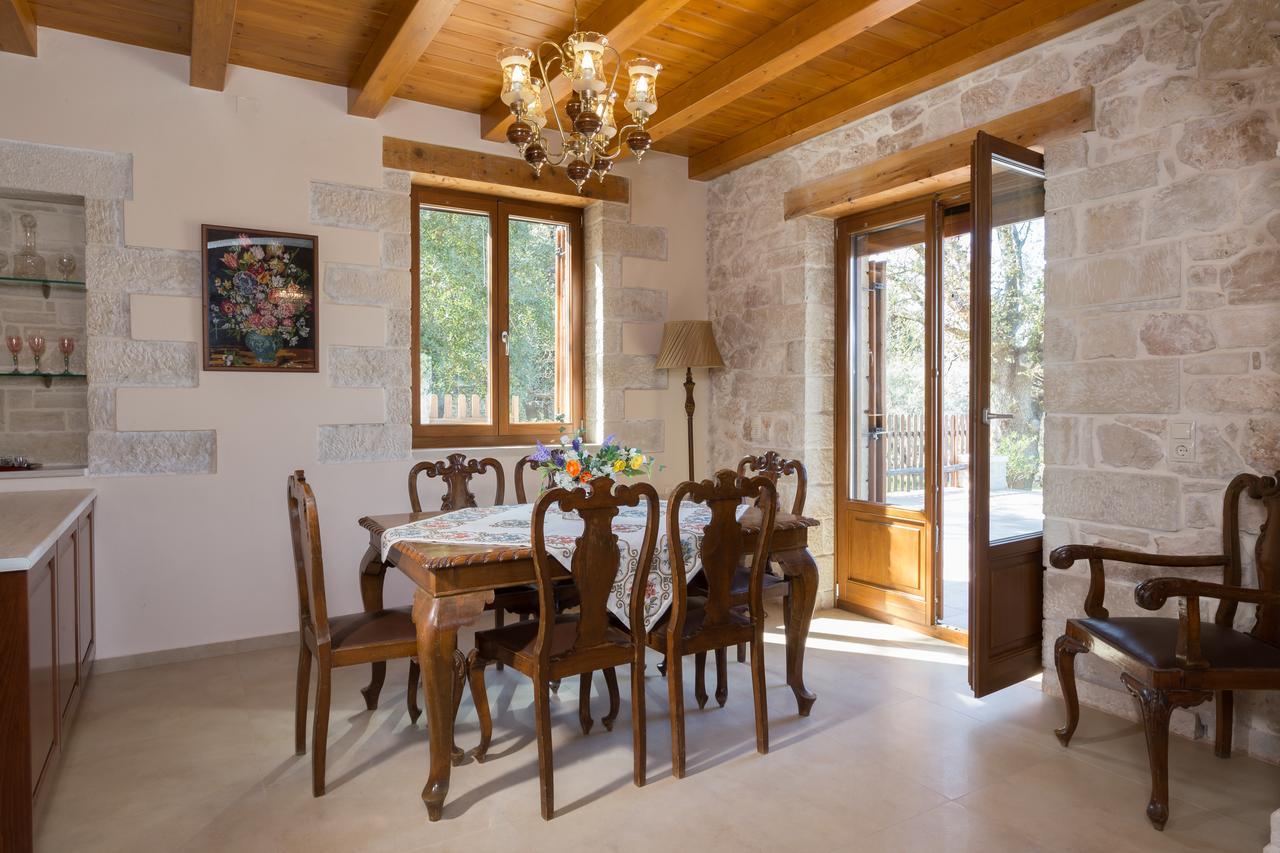 Vederi Estate Villa Exterior photo
